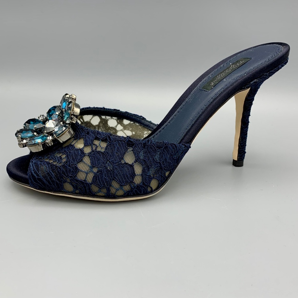 ⚡️SOLD! NIB DOLCE & GABBANA Blue Lace Crystal Pumps Heels - Picture 5 of 8